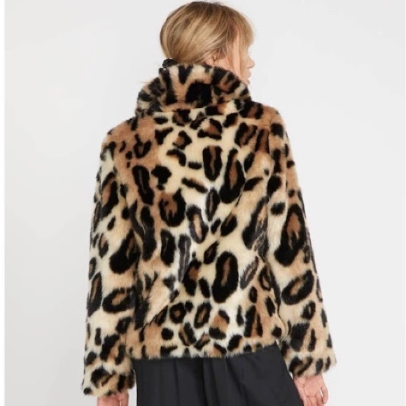 Manteau Volcom veste fausse fourrure léopard faux fur bomber jacket cheetah - Picture 4 of 4